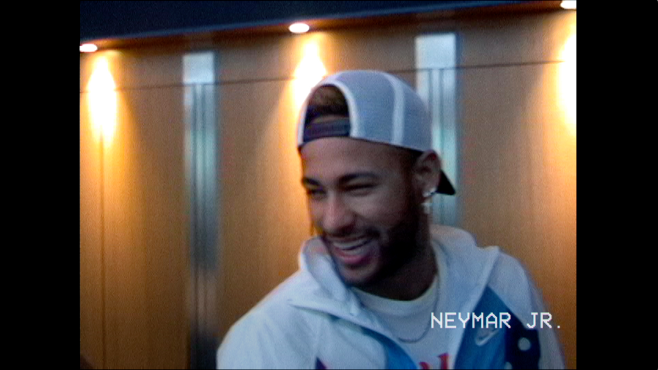 EA Sports FIFA 19 "World Tour - Paris"